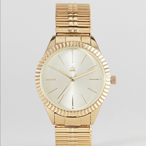 ASOS Accessories - NIB Vintage Gold ASOS Design Watch
